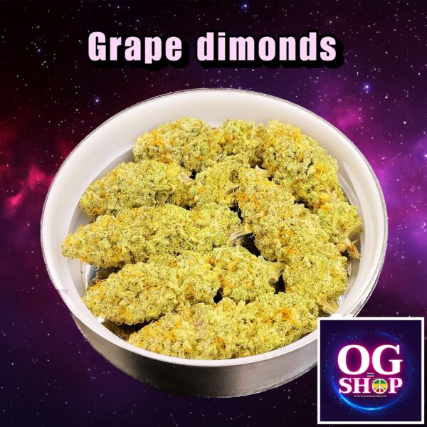 Cannabis flower Name Grape dimonds R2 Grow by OG team From OG shop Thailand ดอกแห้ง Grape dimonds R2 ปลูกโดย OG team จาก OG shop ประเทศไทย