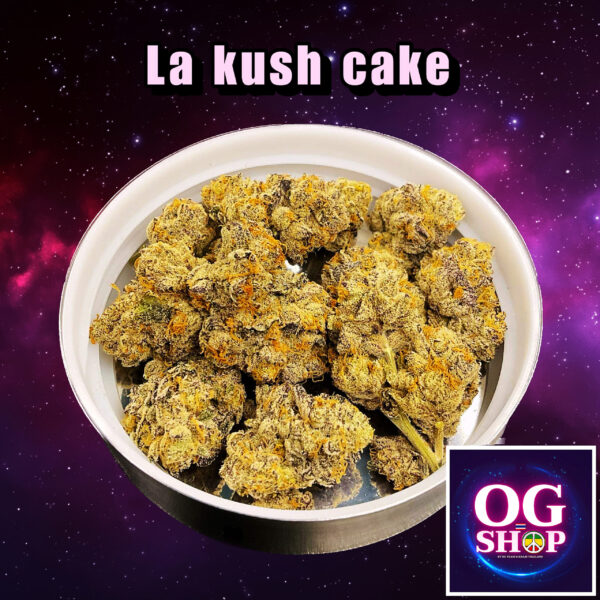 Cannabis flower Name La kush cake Grow by OG team From OG shop Thailand ดอกแห้ง La kush cake ปลูกโดย OG team จาก OG shop ประเทศไทย