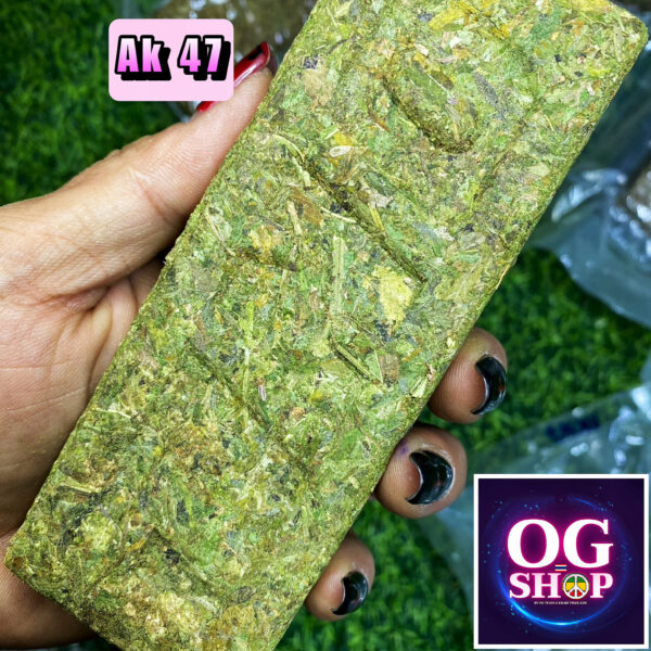 High grade indoor brick weed : AK 47 (Sativa) (Indoor Brick) 100g = 900 ฿ Free Shipping anywhere in Thailand. 2 days for shipping to all Areas.